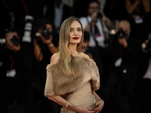 Brad Pitt and Angelina Jolie's 10-Year Custody War Ended Without a Winner. Their Twins Simply Turned 18.