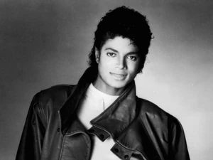 Michael Jackson's Estate Seeks $9 Million As Paris Fights For $1.16 Million